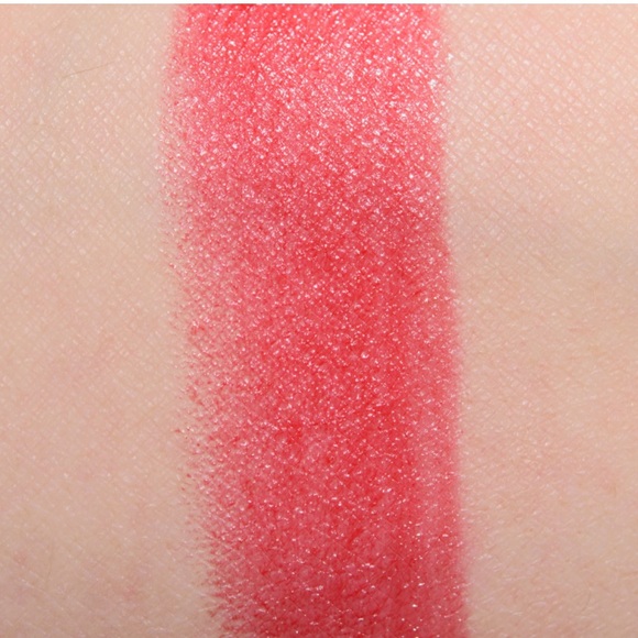 MAC Cosmetics Lustre Lipstick in Lady Bug - Picture 3 of 4